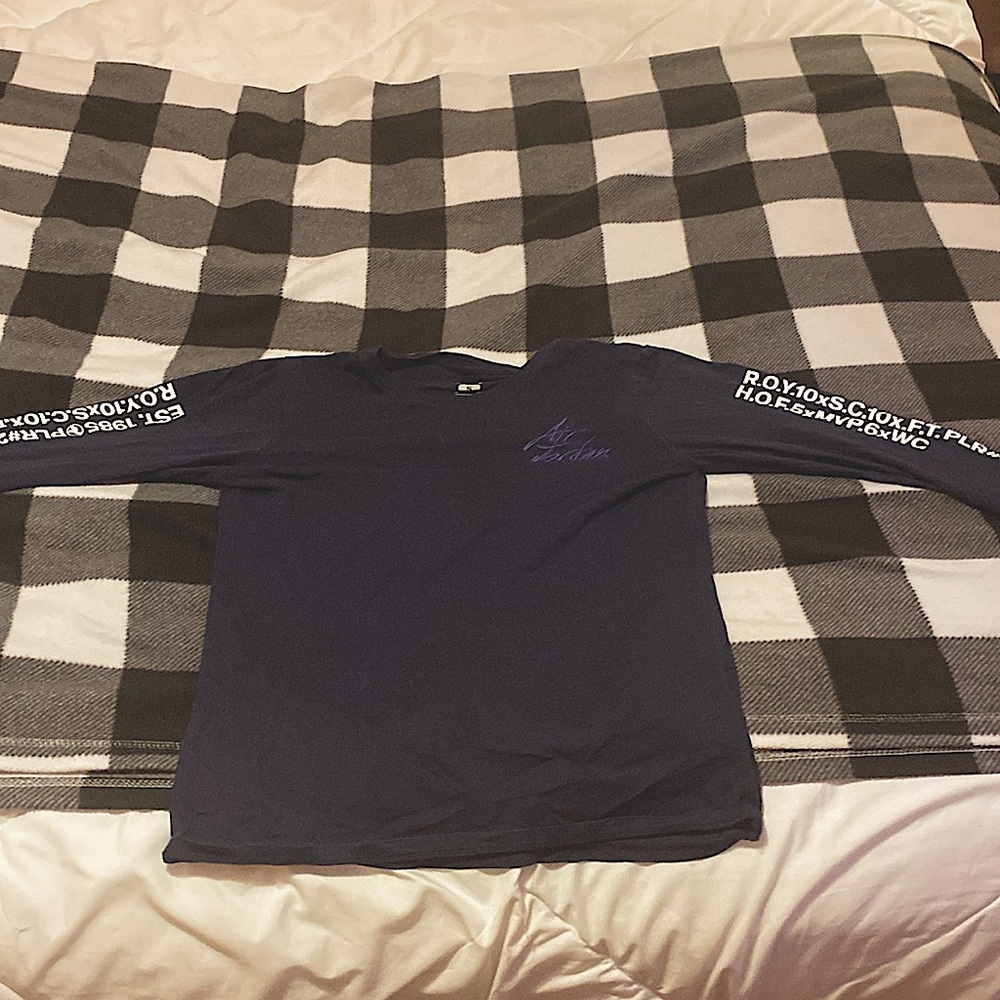 Men’s Air Jordan Long Sleeve T-Shirt